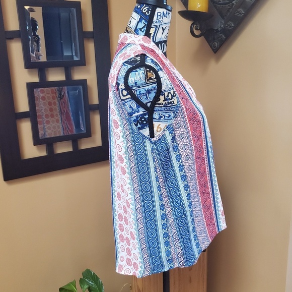 PINK ROSE RED WHITE & BLUE MULTI PATTERN WRAP TOP - Picture 4 of 8